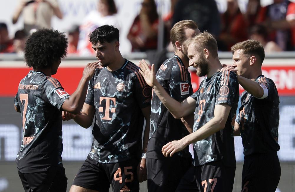 西部最新排名：勇士追上灰熊！湖人坐稳第四，5-8名仅差1个胜场.